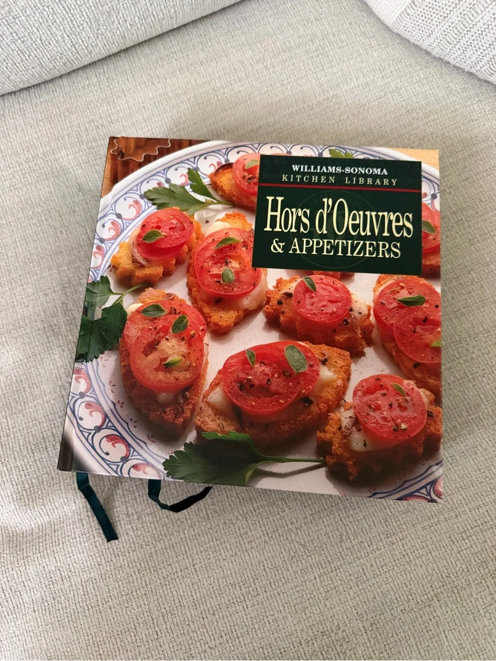 Set of 6 Williams Sonoma cookbooks